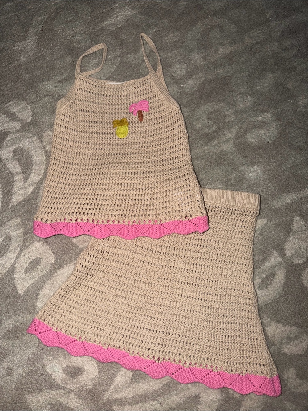 Girls H&M Cream Crocheted Matching Skirt Set with Pink Detail